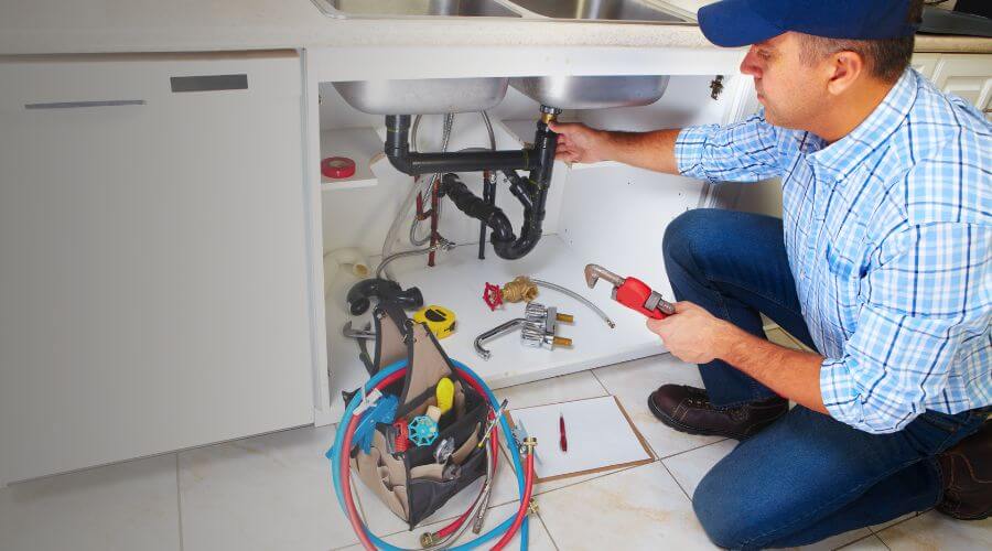 Expert burst pipe repair services in Bellefontaine, MS